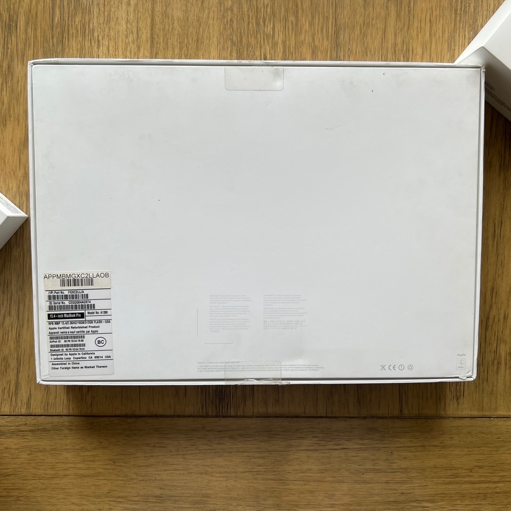 empty Apple boxes macbook airports apple tv - Picture 2 of 2